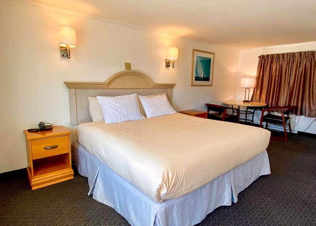 Americas Best Value Inn Hyannis Rom bilde