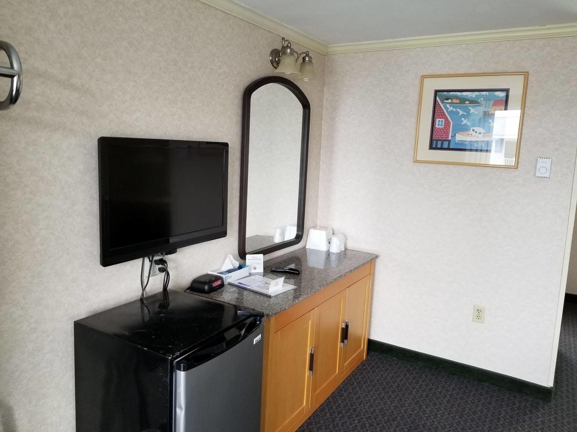 Americas Best Value Inn Hyannis Eksteriør bilde