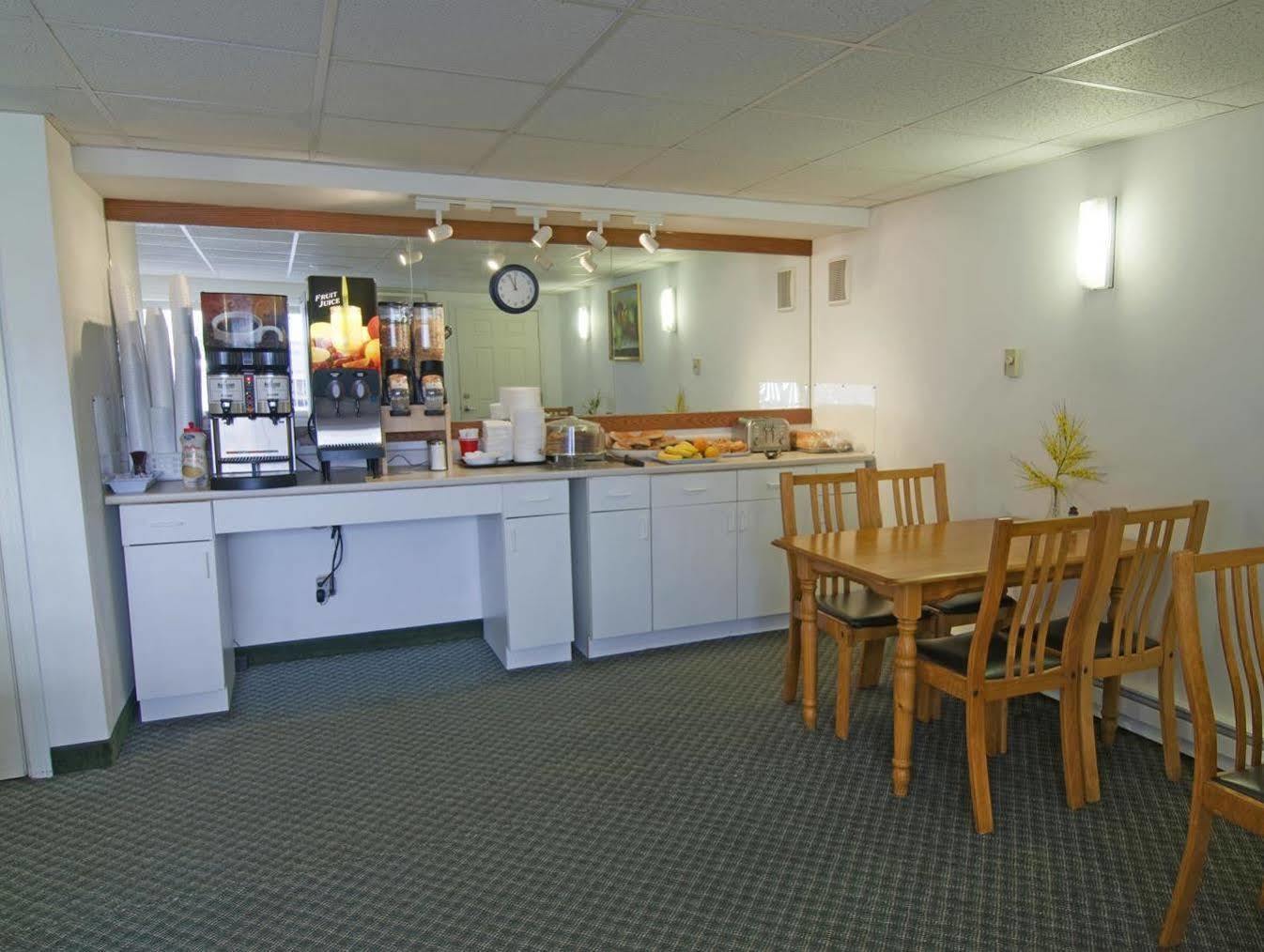 Americas Best Value Inn Hyannis Eksteriør bilde